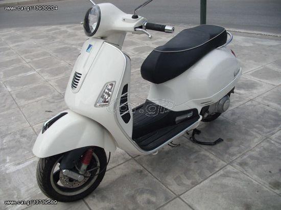 Piaggio Vespa Gts 300 10500 Xiliometra 14 2 890 Eur Car Gr